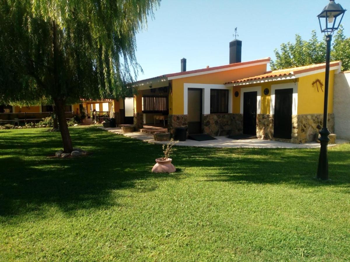 La Posada Hipica Rosalejo  Bagian luar foto