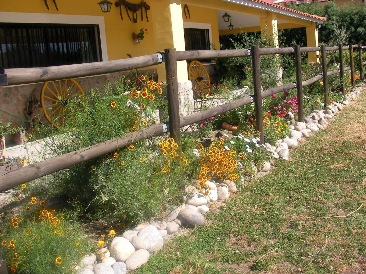 La Posada Hipica Rosalejo  Bagian luar foto