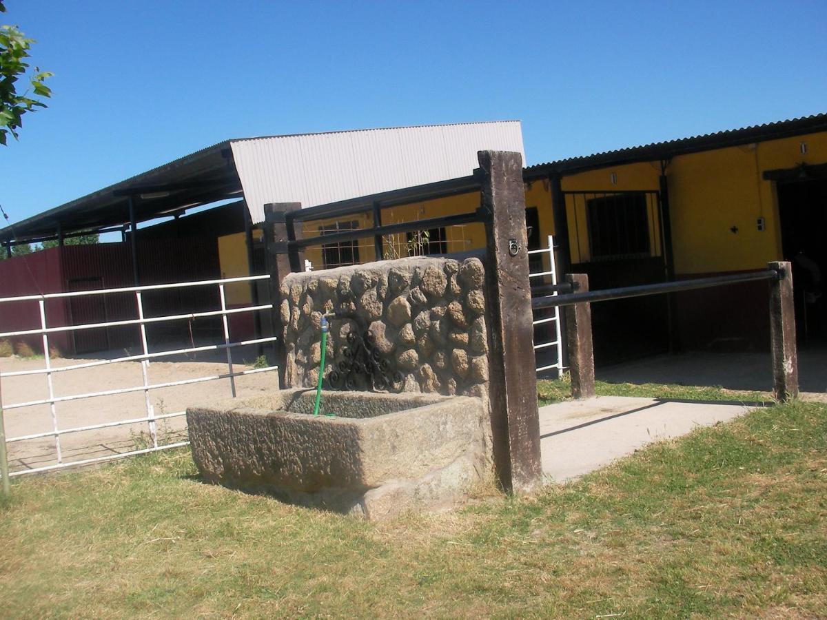 La Posada Hipica Rosalejo  Bagian luar foto